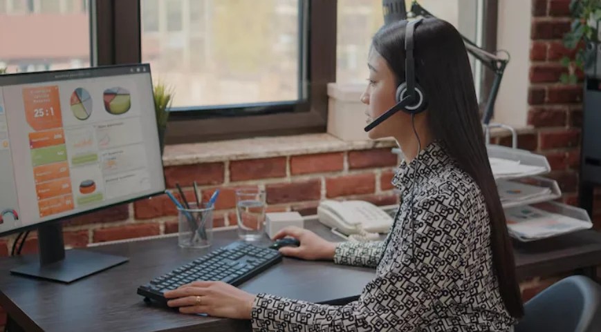 Customer Service Voice Process: Benefits, Workflow & Business Impact